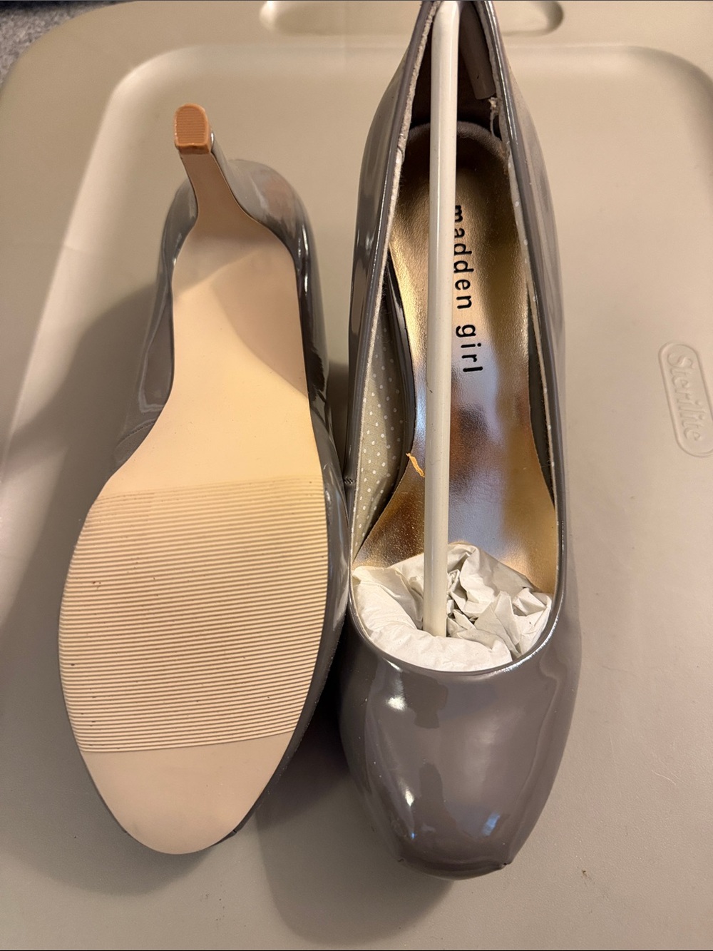 Madden Girl Glossy Gray Patent Mid-Heel Pumps